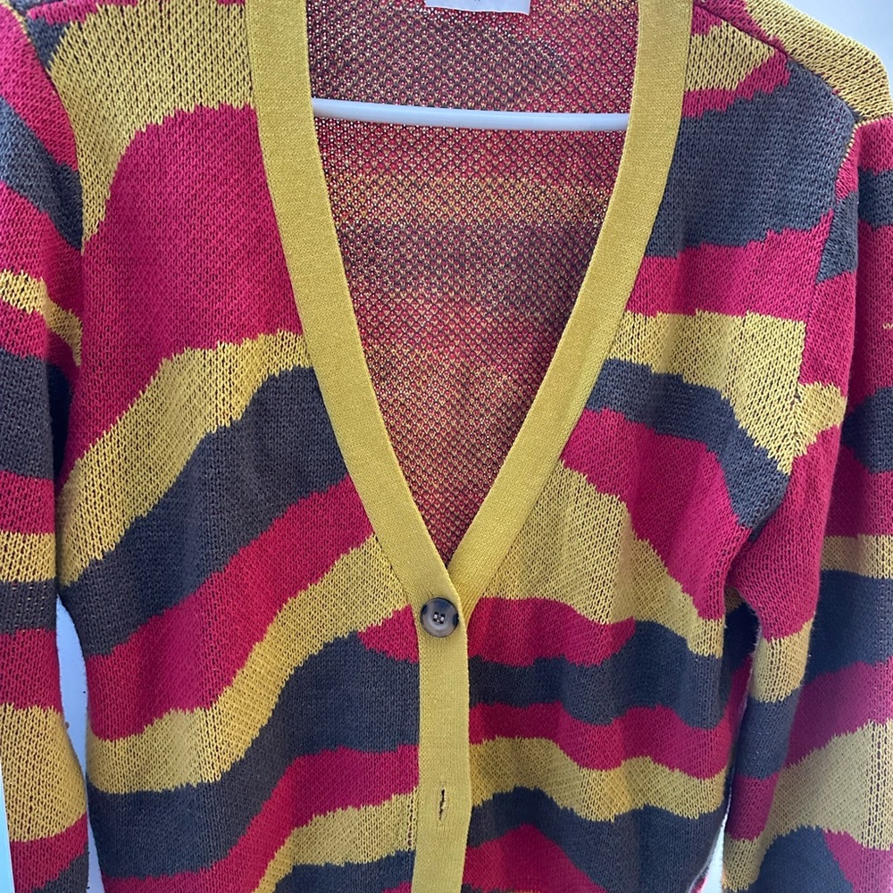 FUN! FUN! FUN! Beautiful cardigan